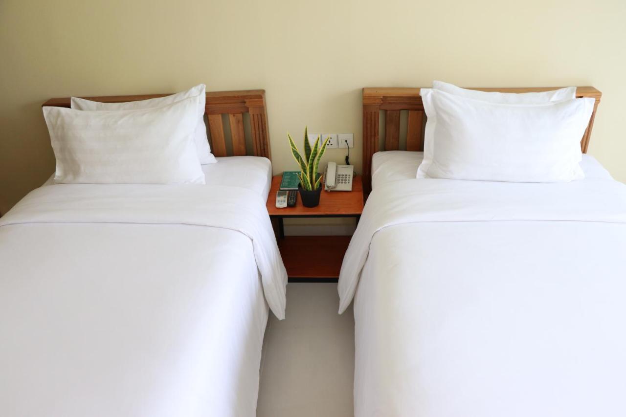 Hotel Landing Gold By Amatak Siem Reap Zewnętrze zdjęcie